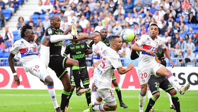 包含里昂赛况:主场不敌斯特拉斯堡，局势不妙的词条