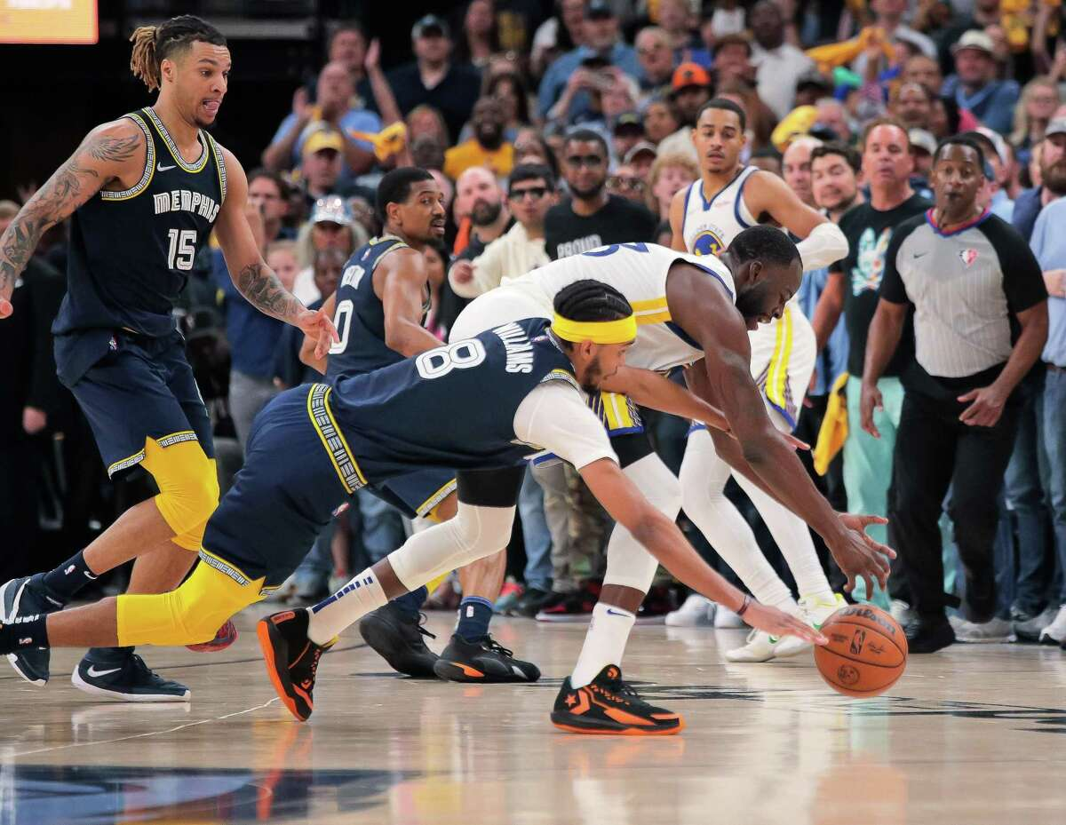 超级新秀大爆表，球队实现冲进决赛