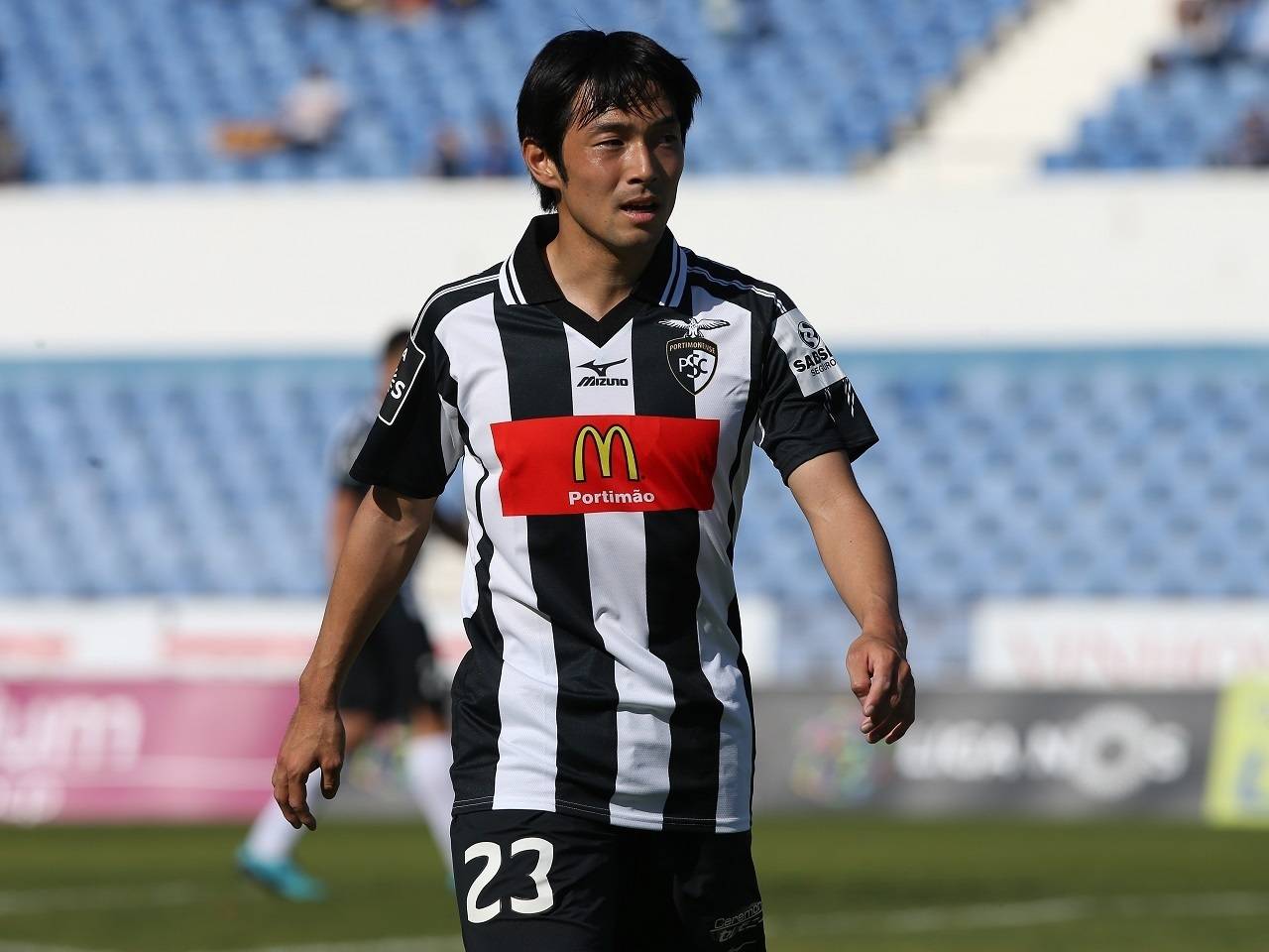 亚洲球员转会中超俱乐部，希望开创新局面