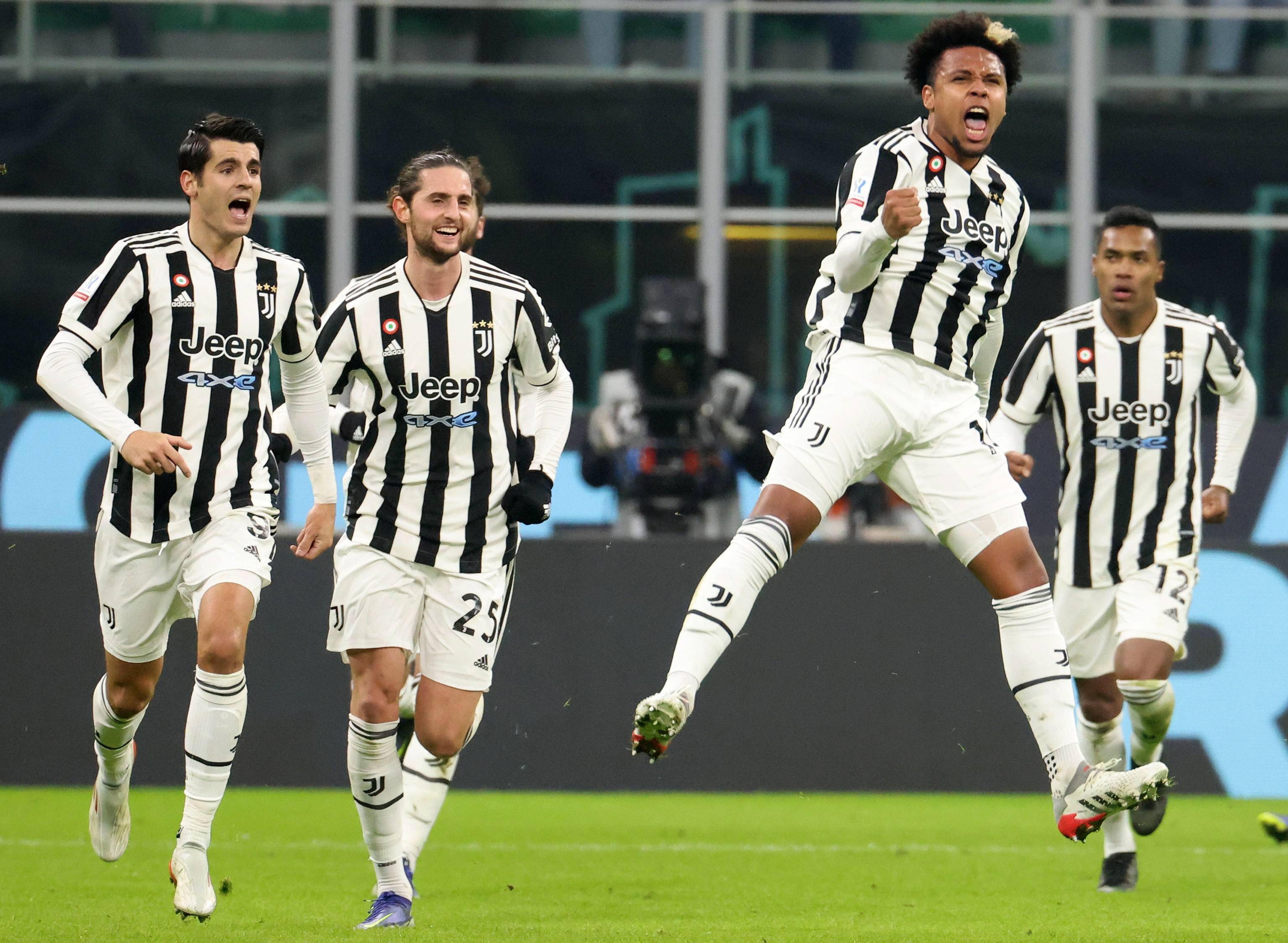 帕尔马门将连续出色发挥，荣膺最佳球员称号的简单介绍