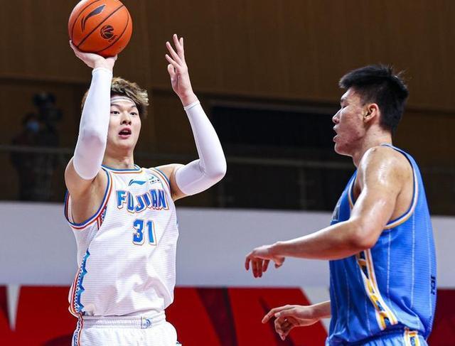 湖北男篮面对福建，取得悬念胜利的简单介绍