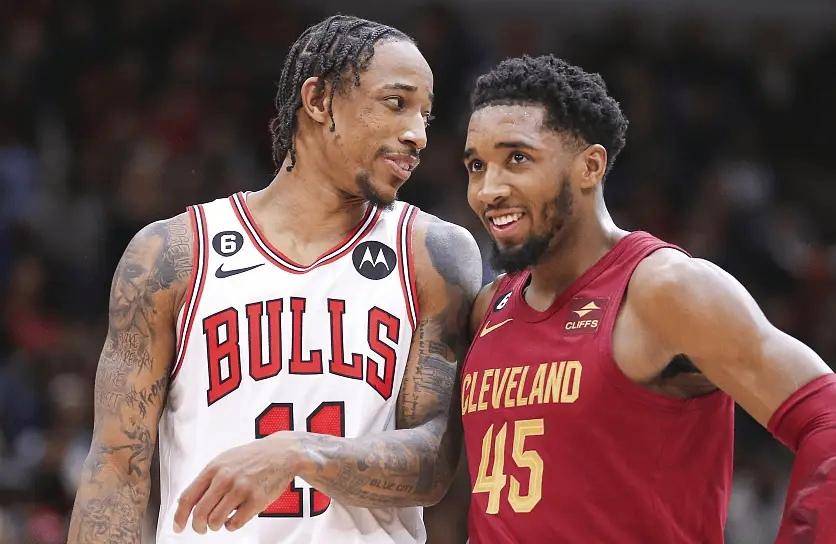 马刺擒灭老鹰，德罗赞砍下26分