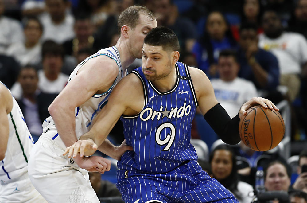 魔术险胜黄蜂，豪取连胜