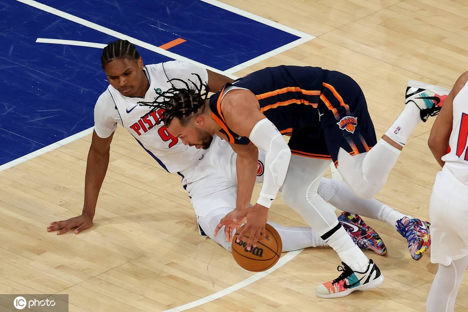 活塞不敌篮网遭遇三连败