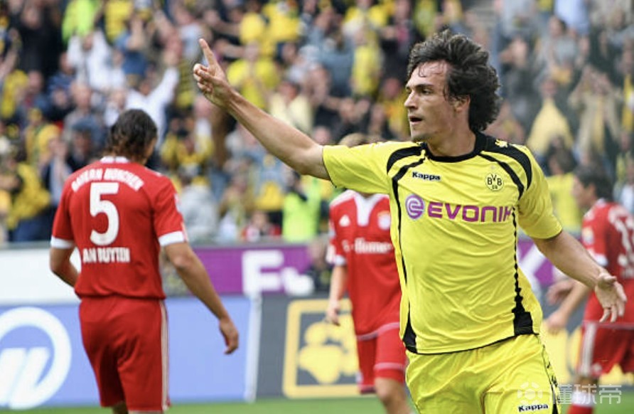 多特蒙德微博发布与后卫胡梅尔斯签订合约的消息 多特蒙德微博发布与后卫胡梅尔斯签订合约的消息