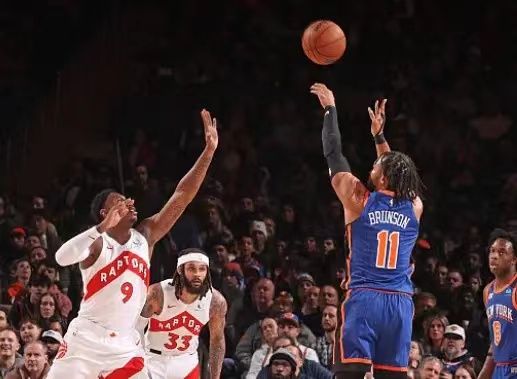 猛龙轻取尼克斯,不败的表现继续的简单介绍 猛龙轻取尼克斯,不败的表现继续的简单介绍