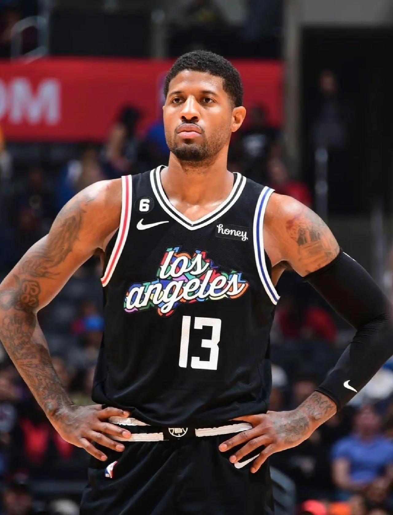 乔治砍下35分，快船击败公牛取得开门红