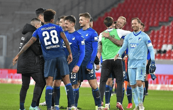 拜仁慕尼黑击败云达不莱梅，豪取德甲三连胜